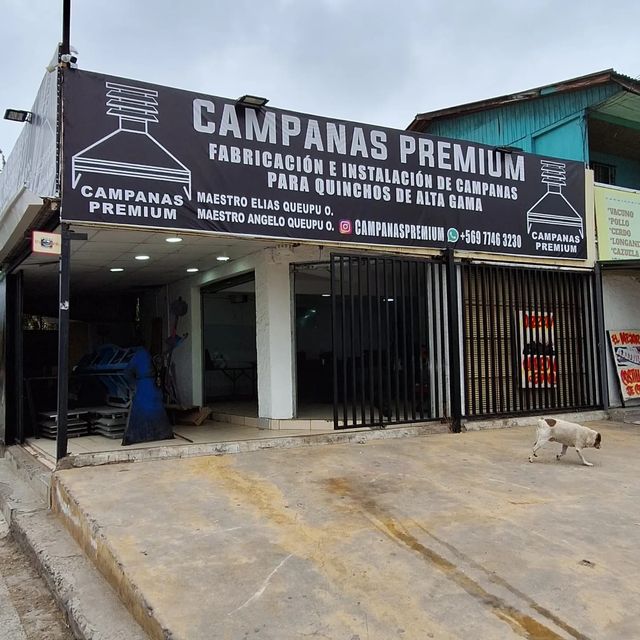 Fachada del taller de Campanas Premium en San Ramón